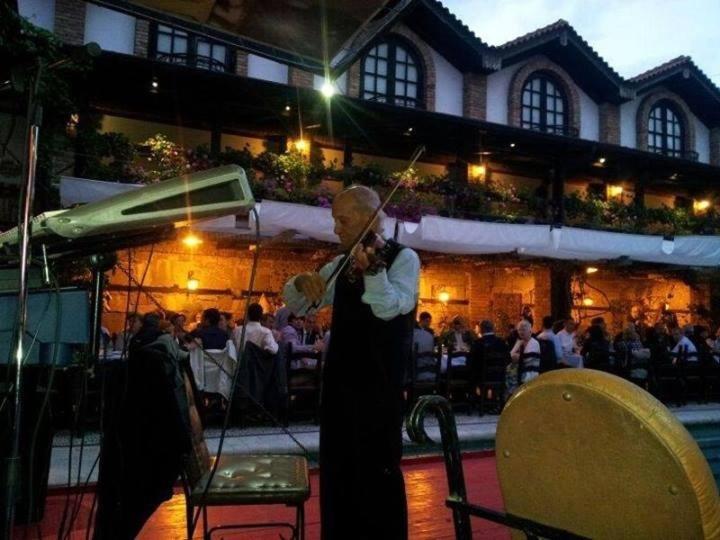地拉那 布提纳青年旅舍酒店 外观 照片